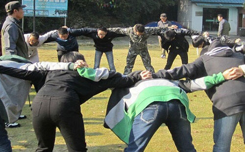 田家炳中学国际定向班拓展