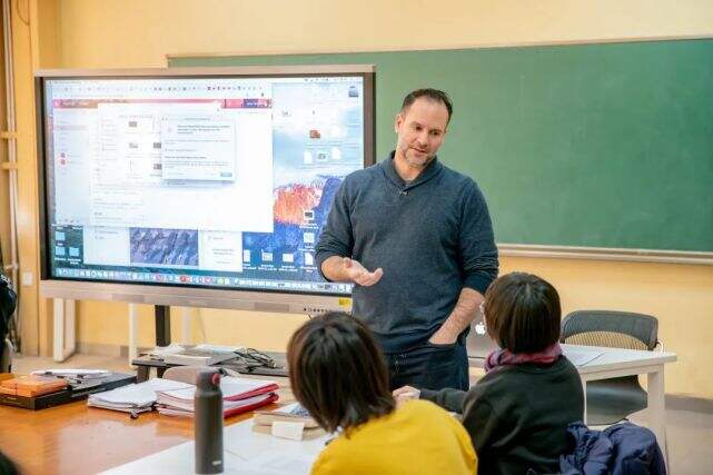 北京大学附属中学道尔顿学院