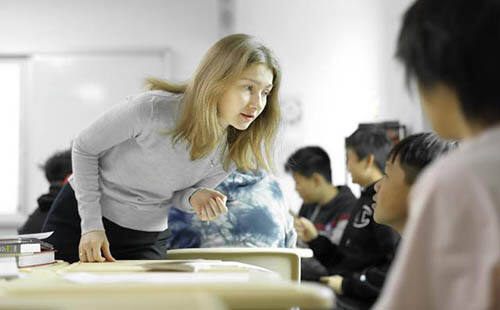 科创与人文精神 双管齐下育全才