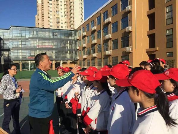 陈经纶中学第四届"正德杯"田径对抗赛在保利分校隆重举行