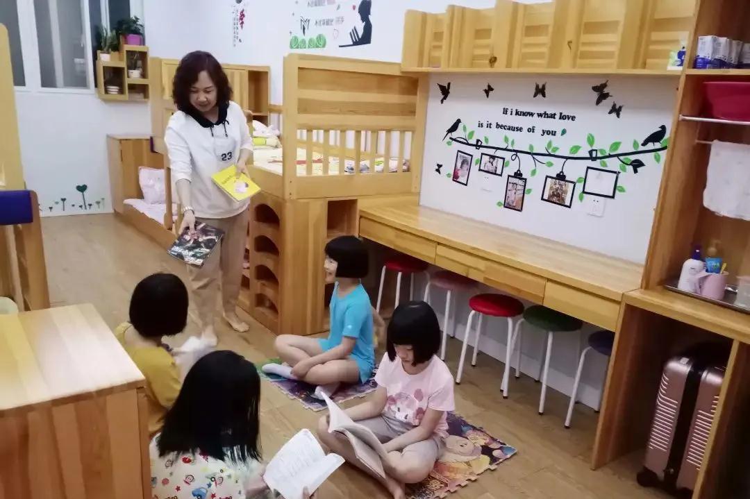上海市民办金苹果学校
