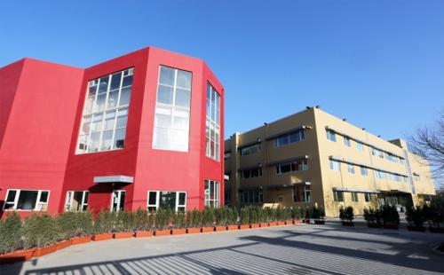 成都青苗国际双语学校国际高中