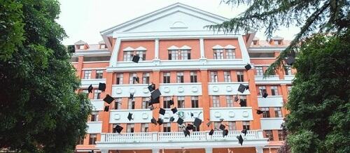 武汉市第六中学国际部