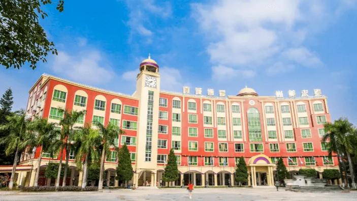 广州华美中加国际高中双语课程