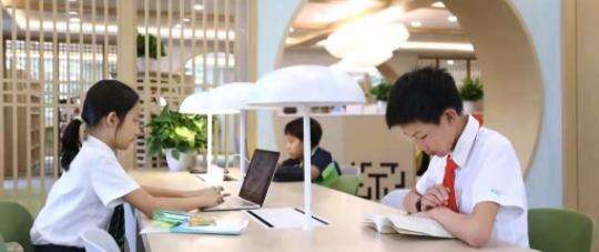 让学生爱上阅读，培养终身阅读学习的习惯