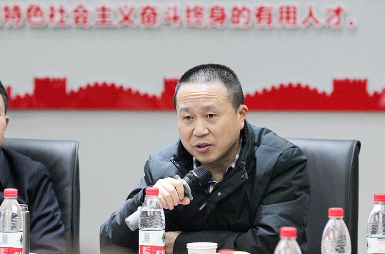 金牛区教科院领导及各学科教研员一行，到我校中学部开展集体视导工作