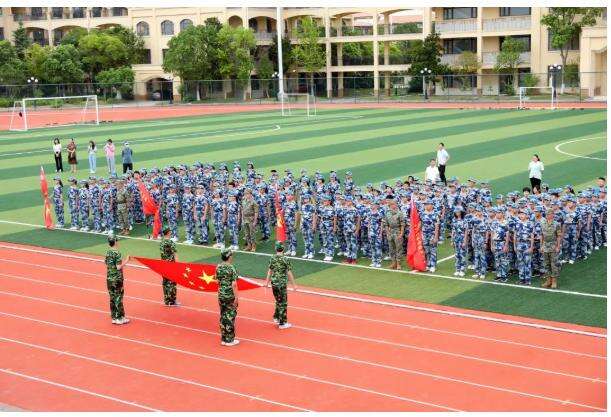 启东启迪外国语学校