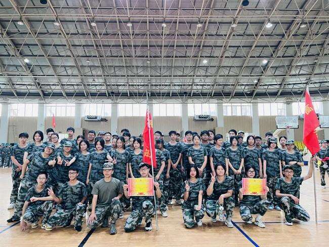 苏州中加枫华国际学校