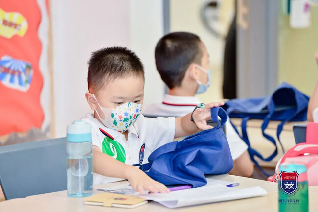 上海浦东新区民办万科学