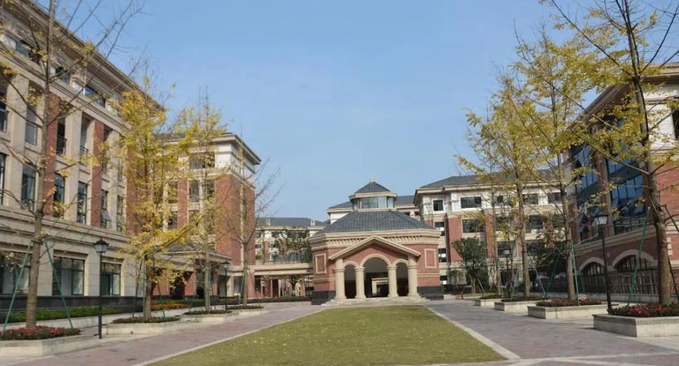 注意看！成都7所国际学校，招生政策与学生毕业后去向