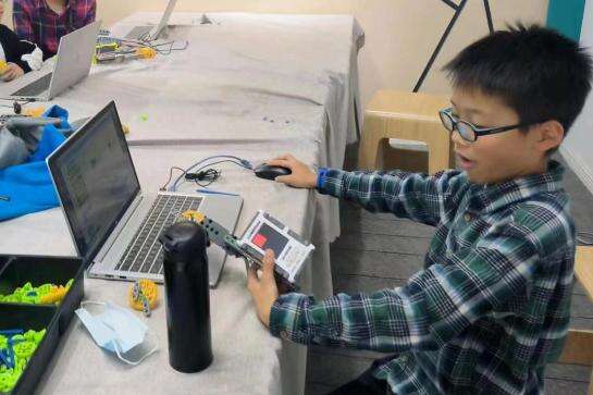 宁波诺德学子喜获无人机比赛奖项 