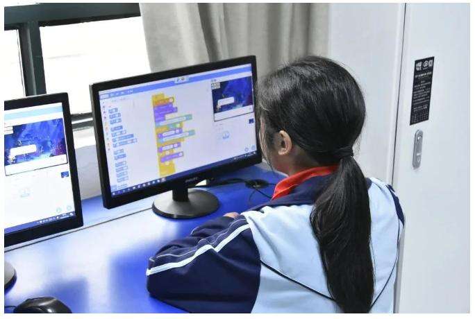 成都绵实外国语学校双语班