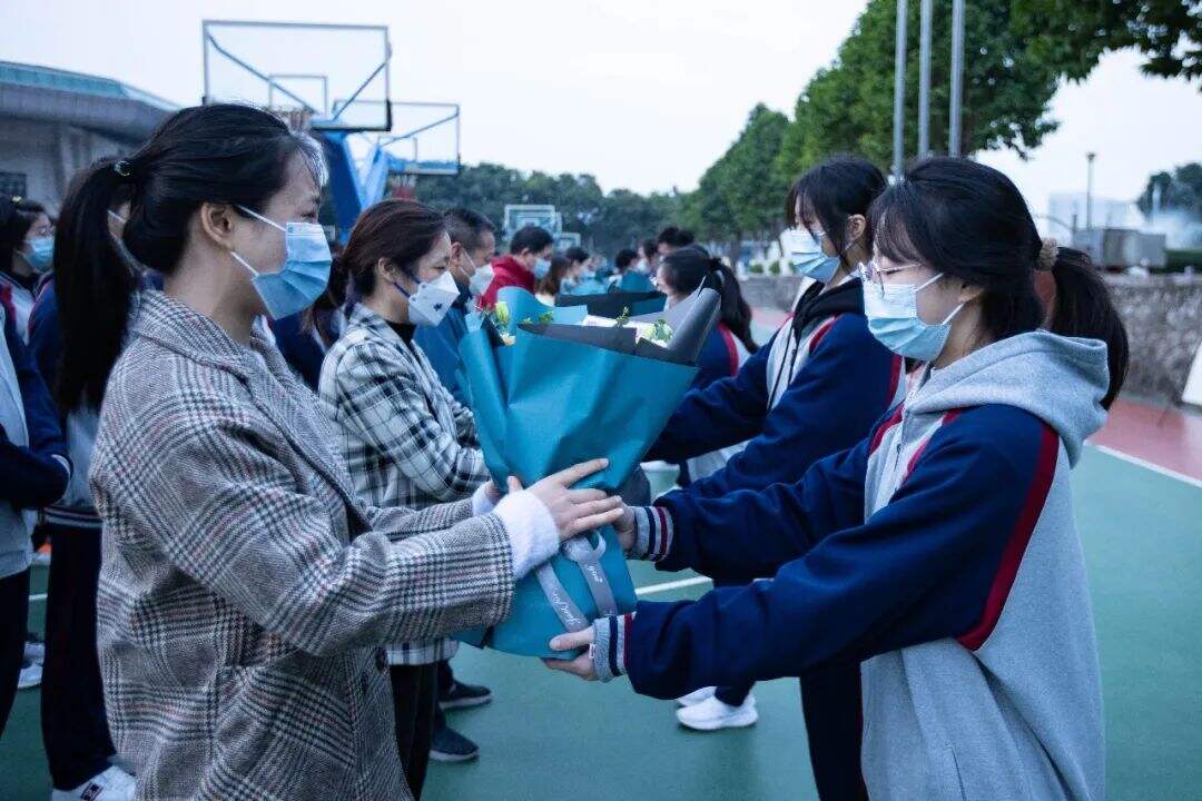 深圳东方英文书院：第三届班主任节深情开启！