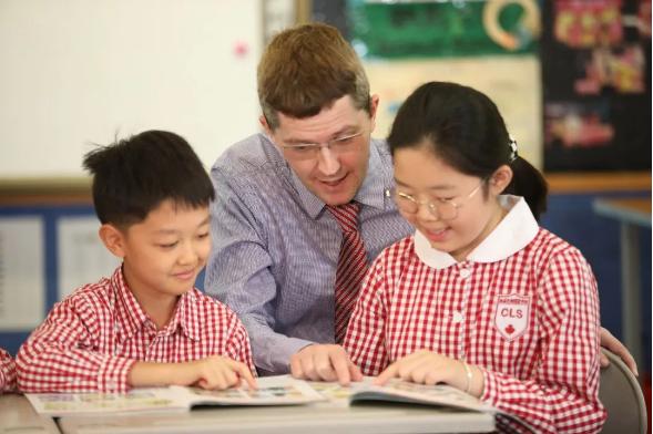 广州市番禺区剑桥郡加拿达外国语学校
