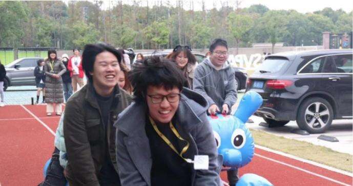 剑桥文理与剑桥艺术学校中国