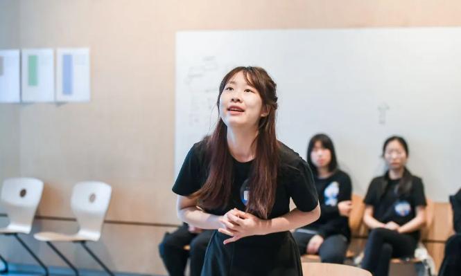深国交学生获EdDA戏剧三项冠军及最佳幽默奖