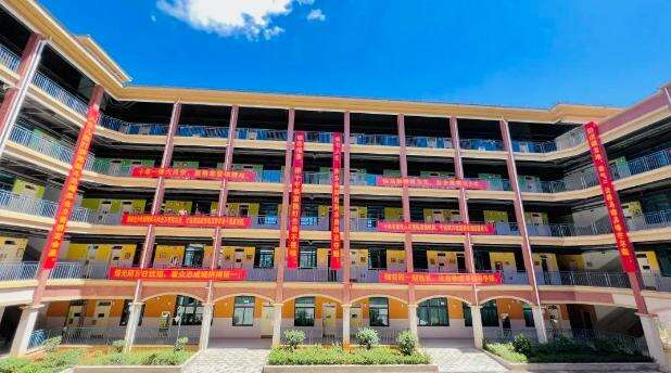 宁乡市碧桂园学校