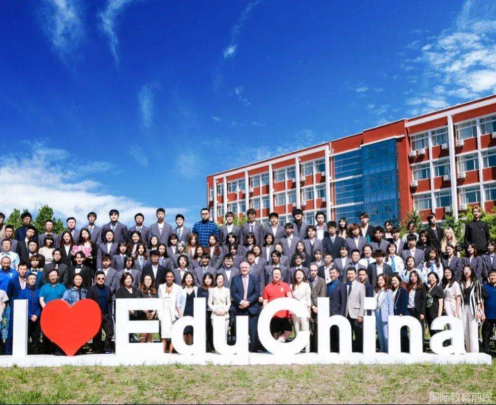 中育贝拉国际高中北京校区