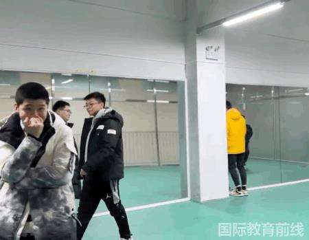 中育贝拉国际高中