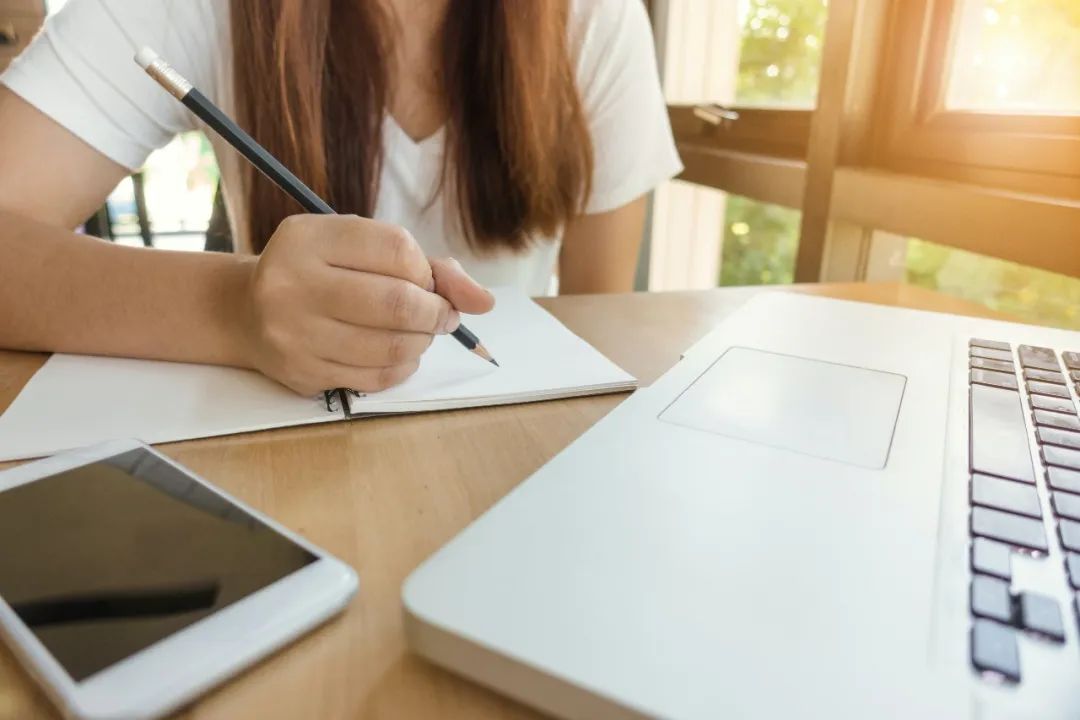 AP、A-level、IB課程哪個(gè)更容易些？哪個(gè)海外名校高度認(rèn)可？