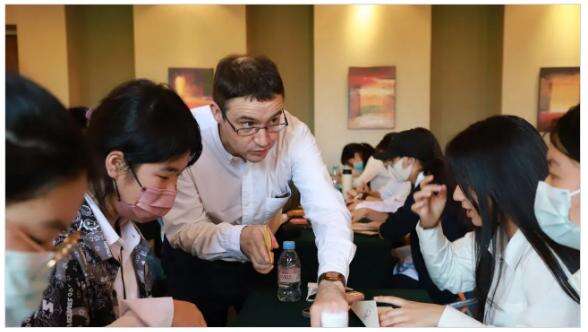 北京外国语大学国际课程中心