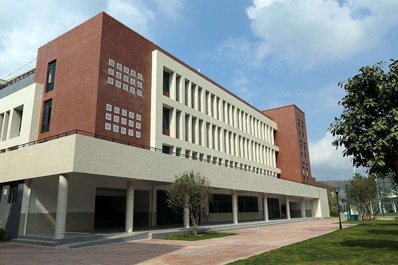 碧桂园十里银滩学校