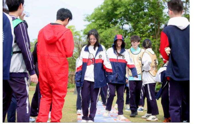 天府中学融合创新实验高中