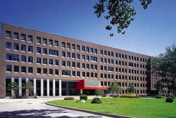 北京大学附属中学道尔顿学院