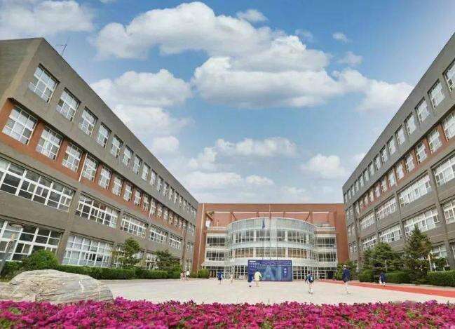 北京市新英才学校