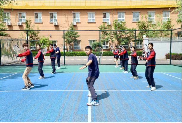 北京中关村外国语学校