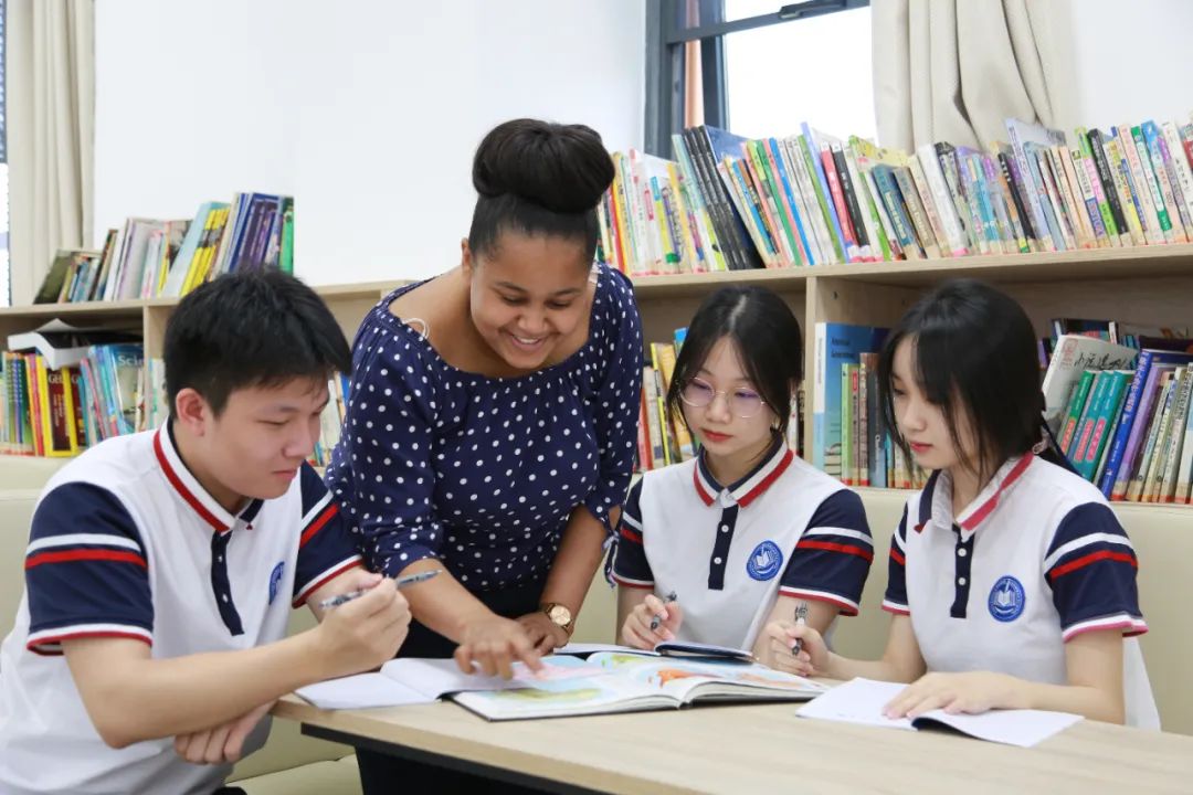 深圳市桃源居中澳实验学校：相约中澳国高开放日