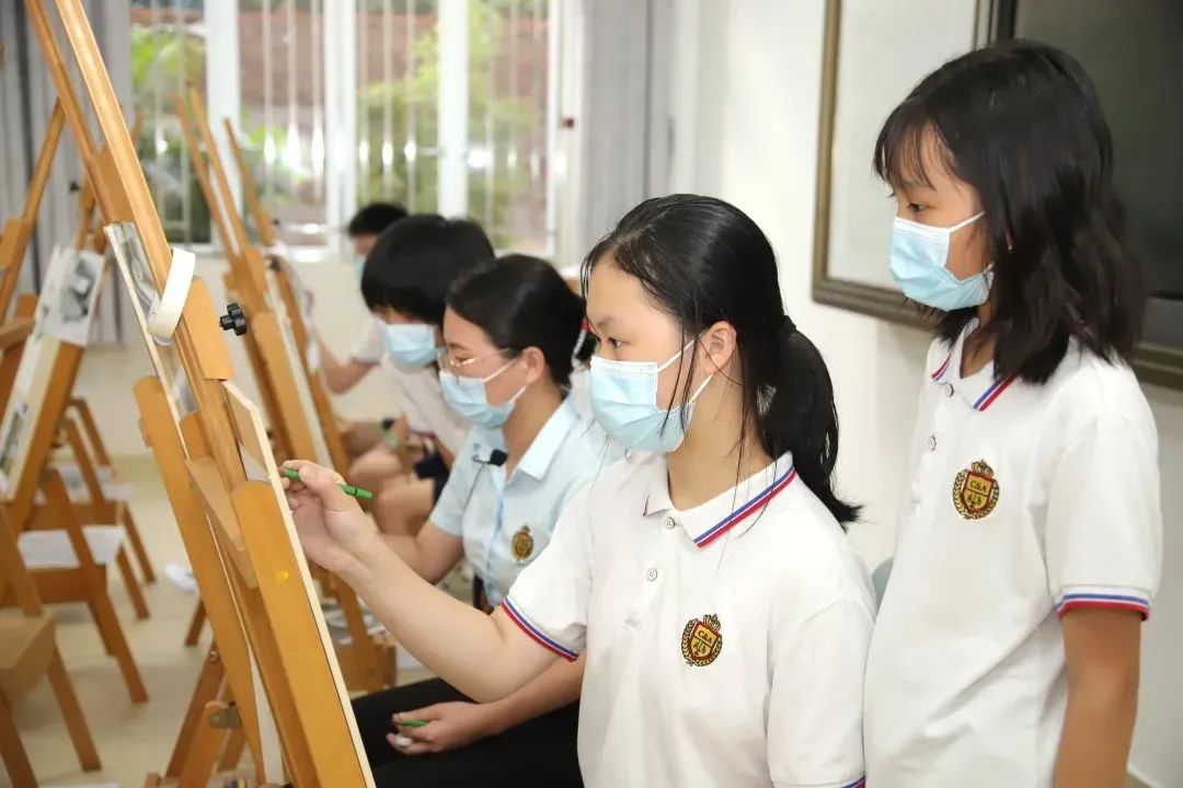 深圳市华美外国语学校5月28日我们不见不散！