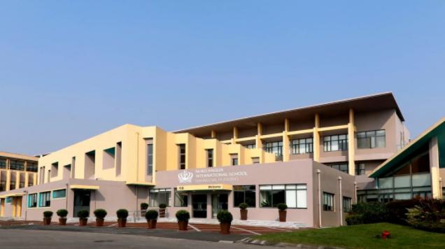 上海英国外籍人员子女学校（浦东校区）