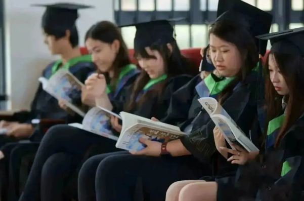 昆明青苗学校