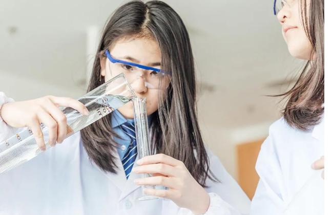 益田翰德学校