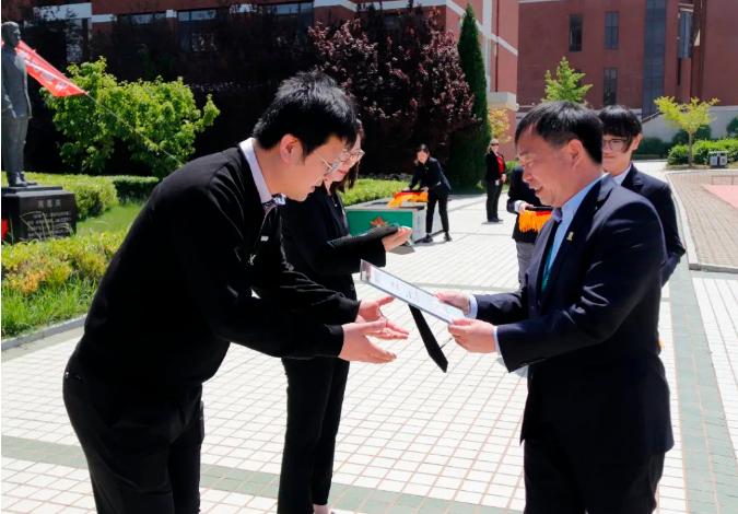 大连枫叶国际学校