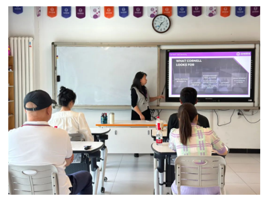 北京四中国际课程佳莲校区