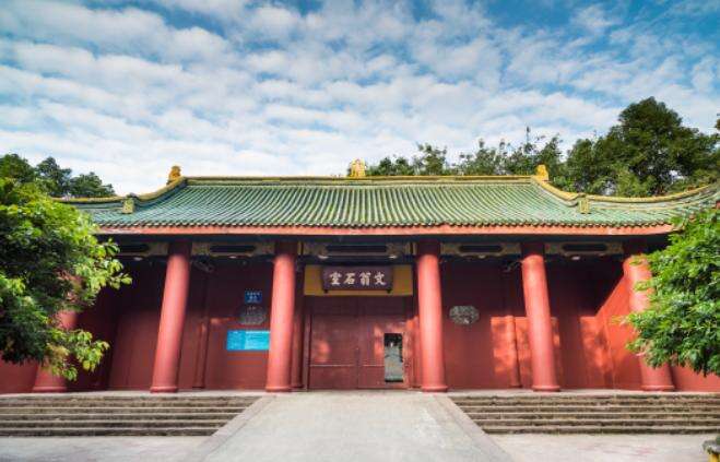 成都第一梯队：石室中学文庙校区AP课程中心如何？