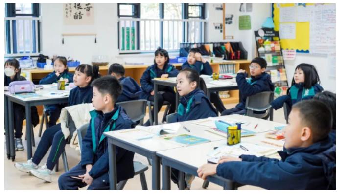 成都墨尔文学校