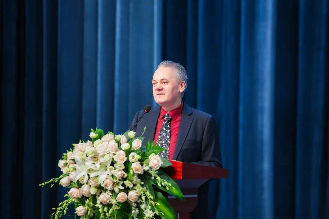 深圳国际交流学院2023届毕业典礼：毕业是告别的季节！