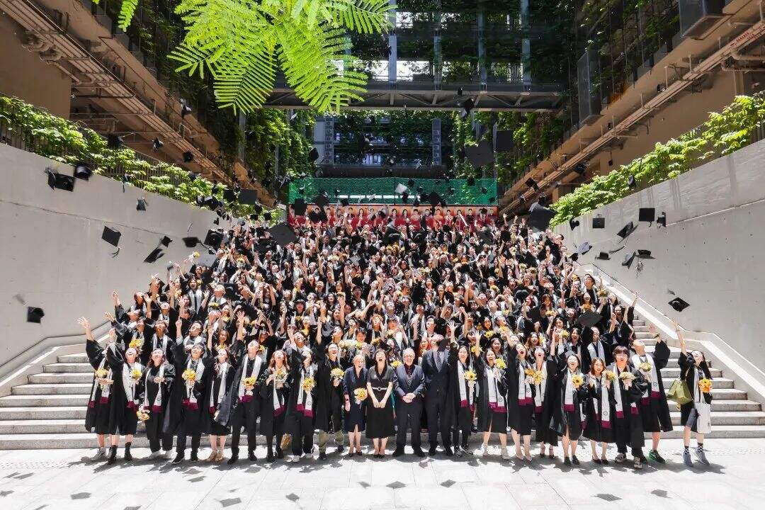 深圳国际交流学院2023届毕业典礼：毕业是告别的季节！