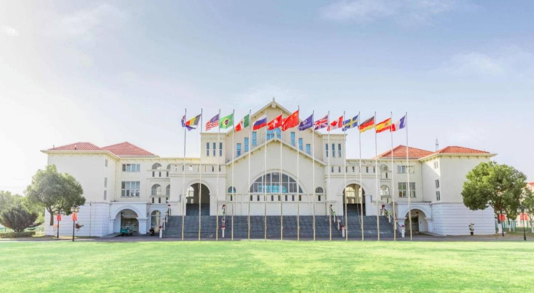 太仓市华顿外国语学校