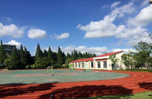 上海宏润博源学校