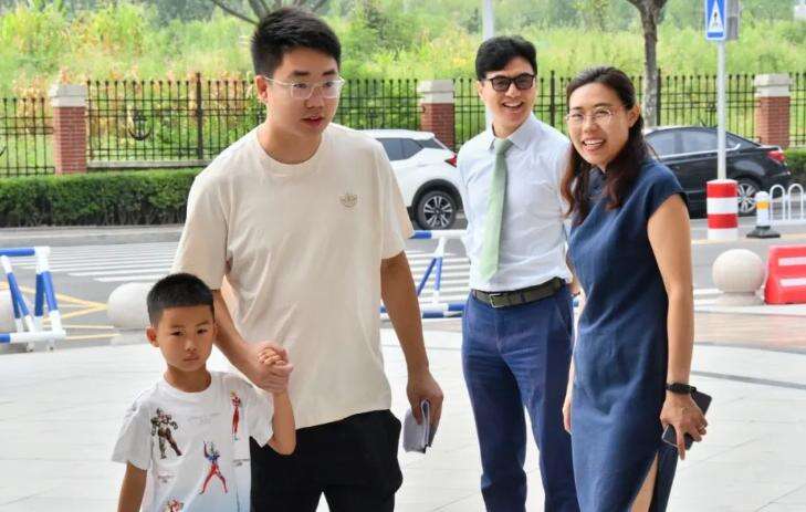 青岛明德双语学校