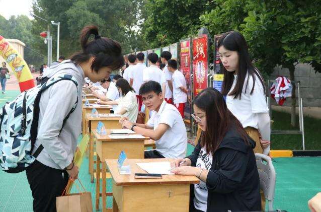 石家庄康福外国语学校：最美开学季 筑梦新学期