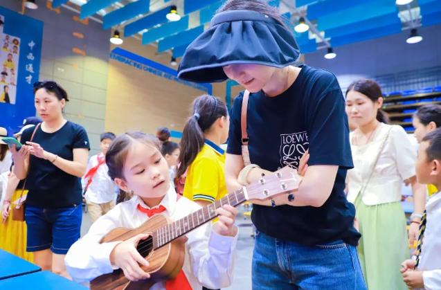 北京市新府學外國語學校