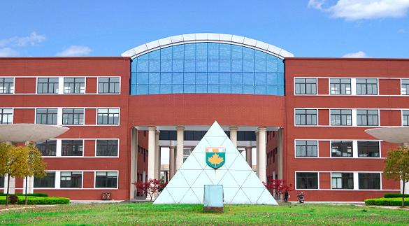 苏州中加枫华国际学校