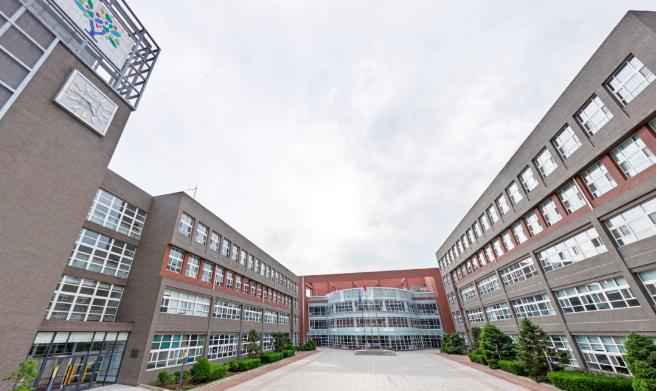 北京市新英才学校