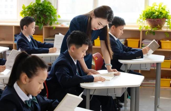 北京市新英才学校