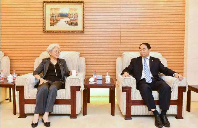 北京外国语大学